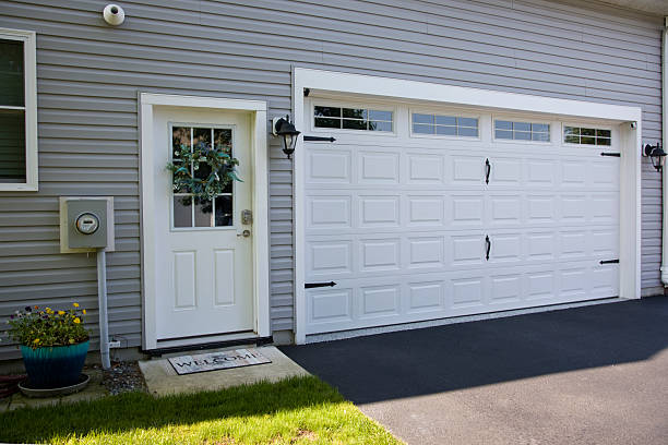 24/7 Emergency Garage Door experts in Midland, MI